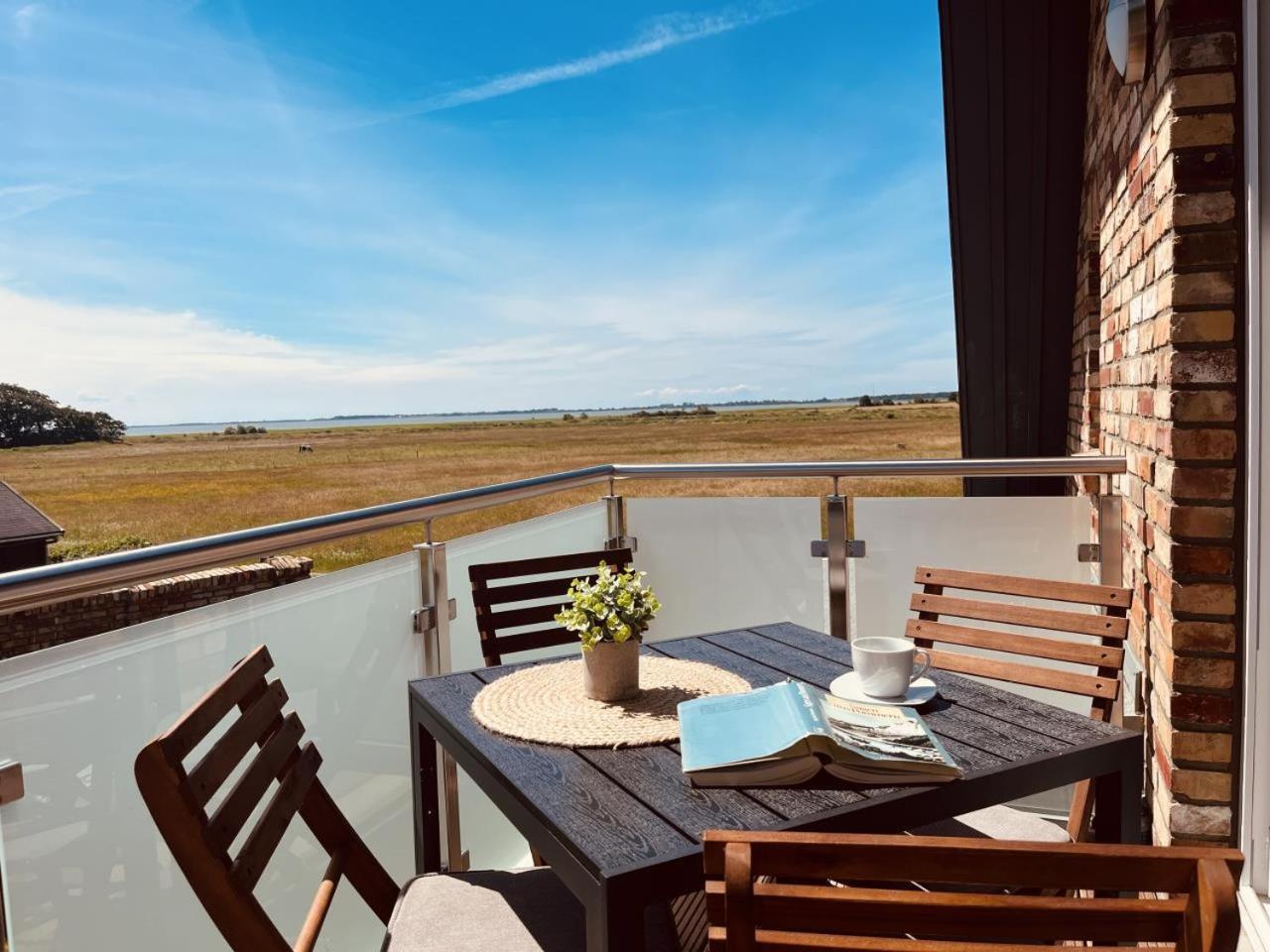 Holmblick - Boddenblick, Balkon, 2 Schlafzimmer, 4 Personen Born Bagian luar foto