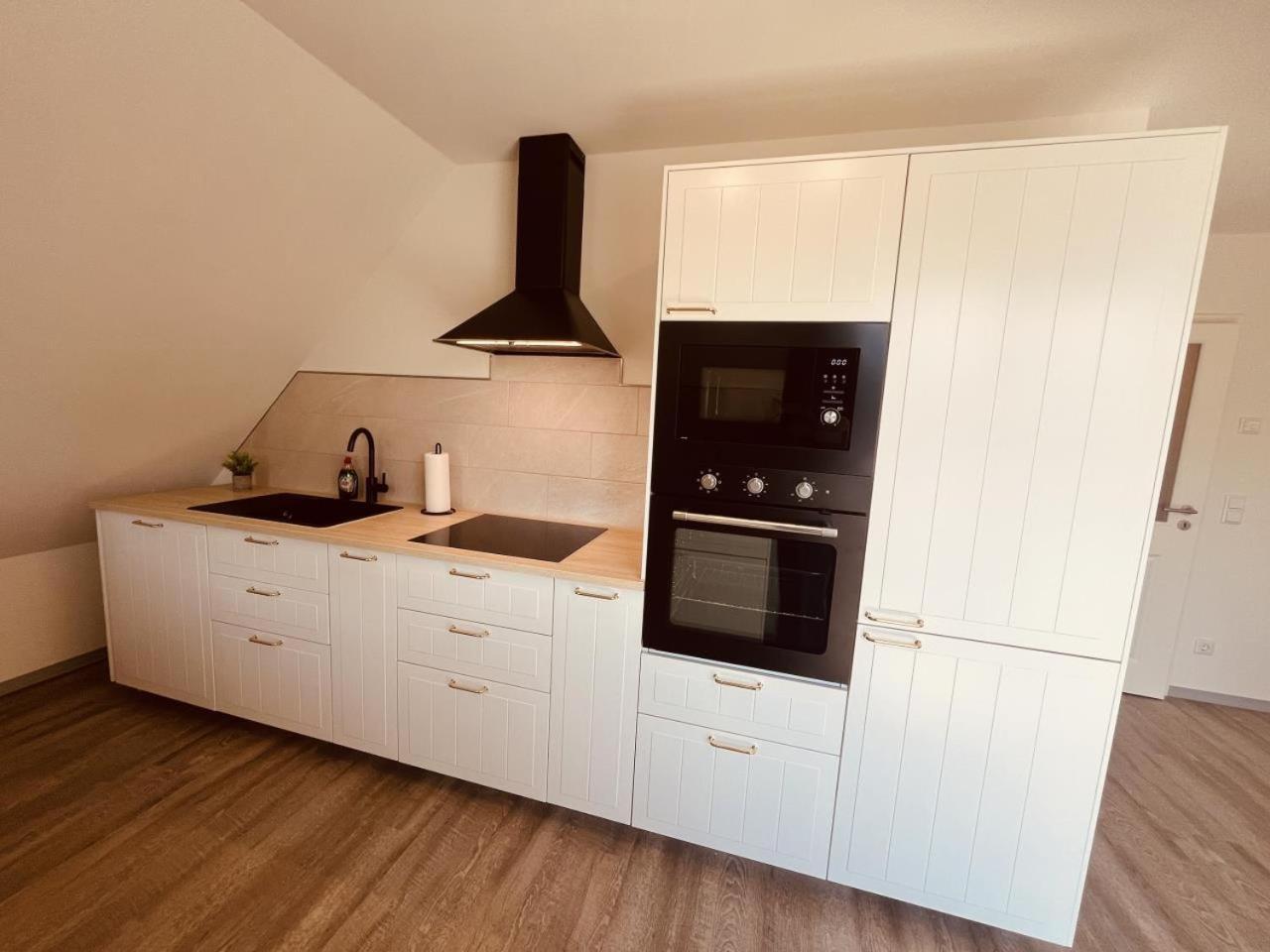 Holmblick - Boddenblick, Balkon, 2 Schlafzimmer, 4 Personen Born Bagian luar foto